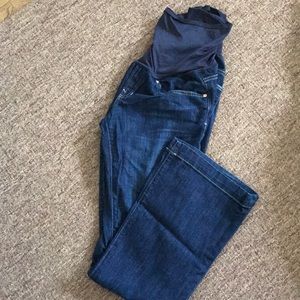 GAP maternity long & Lean jeans.